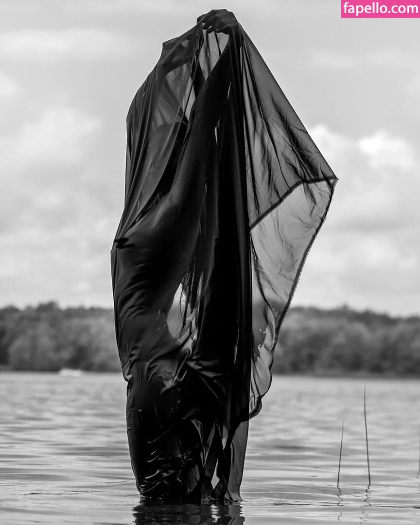 chachoux22 Onlyfans Photo Gallery 