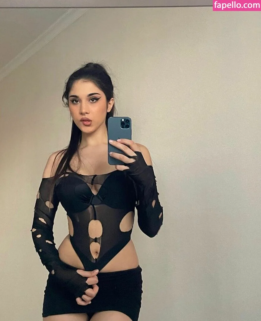 serpilokc Onlyfans Photo Gallery 