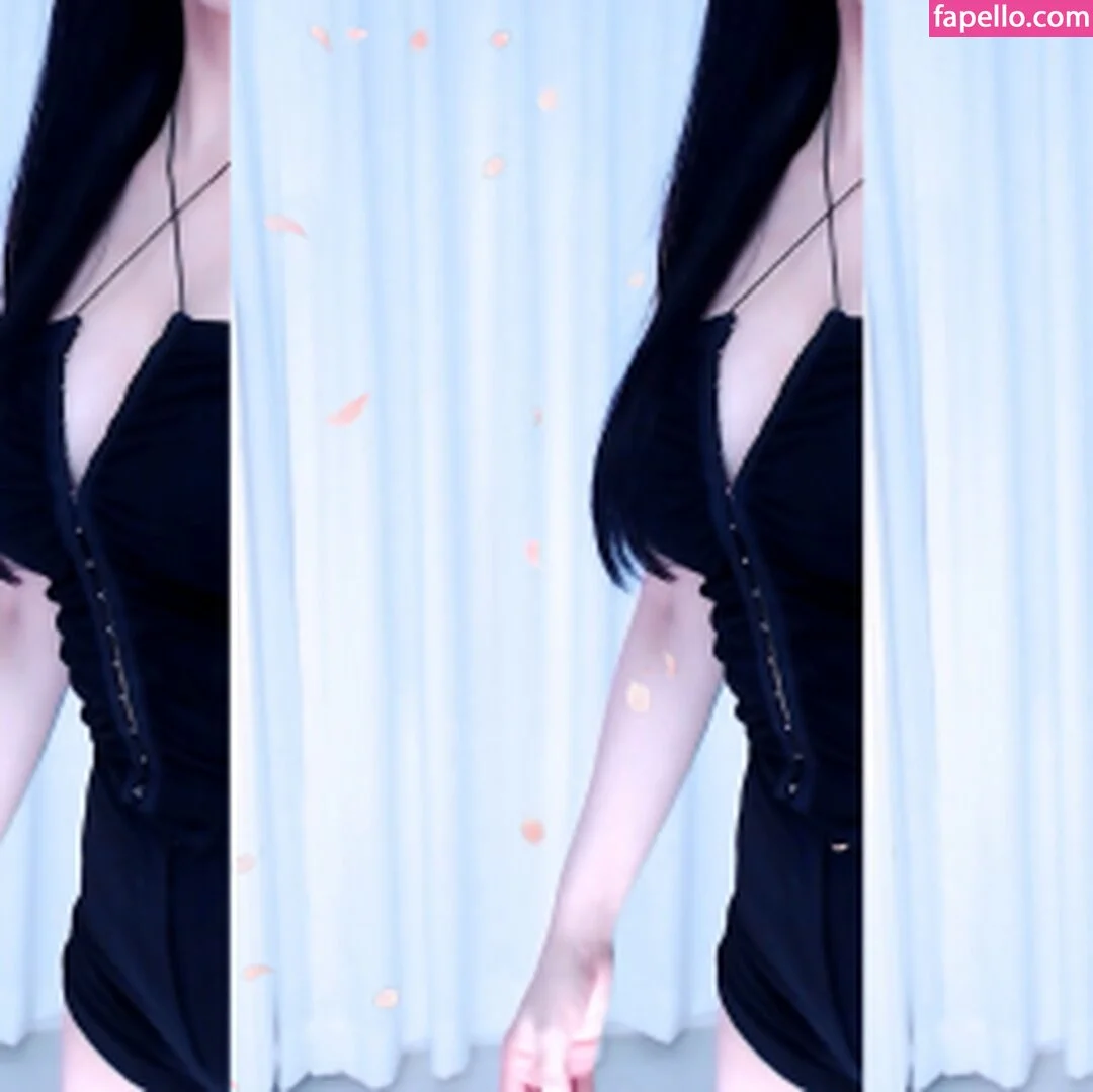 wannabe33 Onlyfans Photo Gallery 