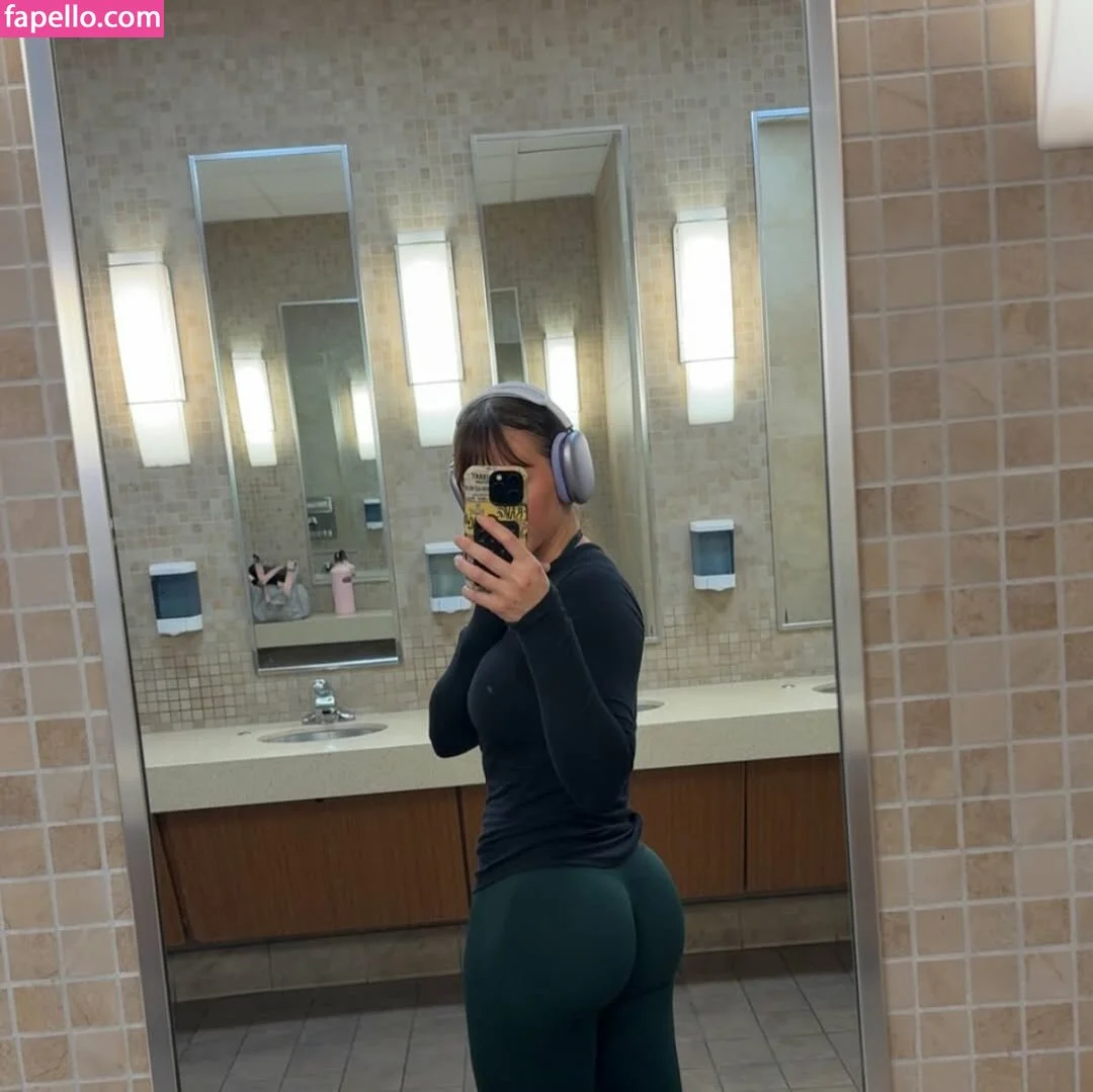 Riiah.Rosae Onlyfans Photo Gallery 