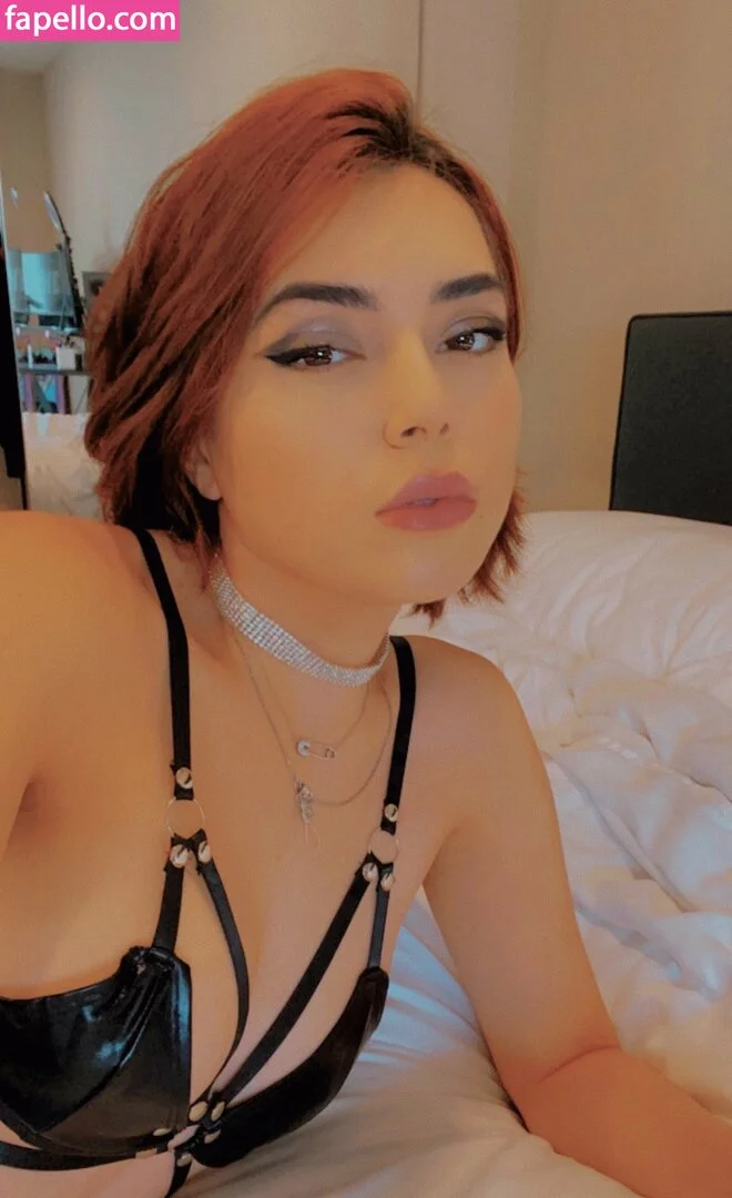 Coughsy Onlyfans Photo Gallery 