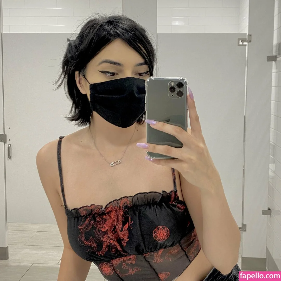 Coughsy Onlyfans Photo Gallery 