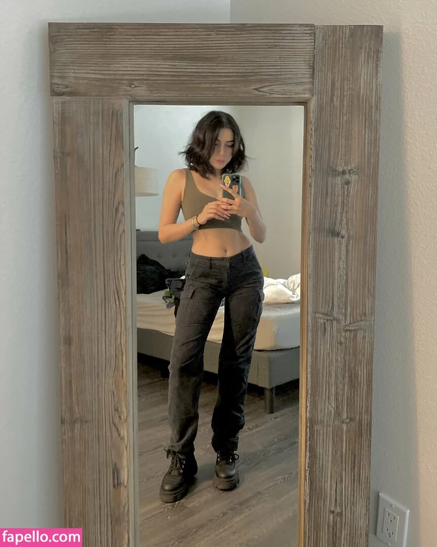 Coughsy Onlyfans Photo Gallery 