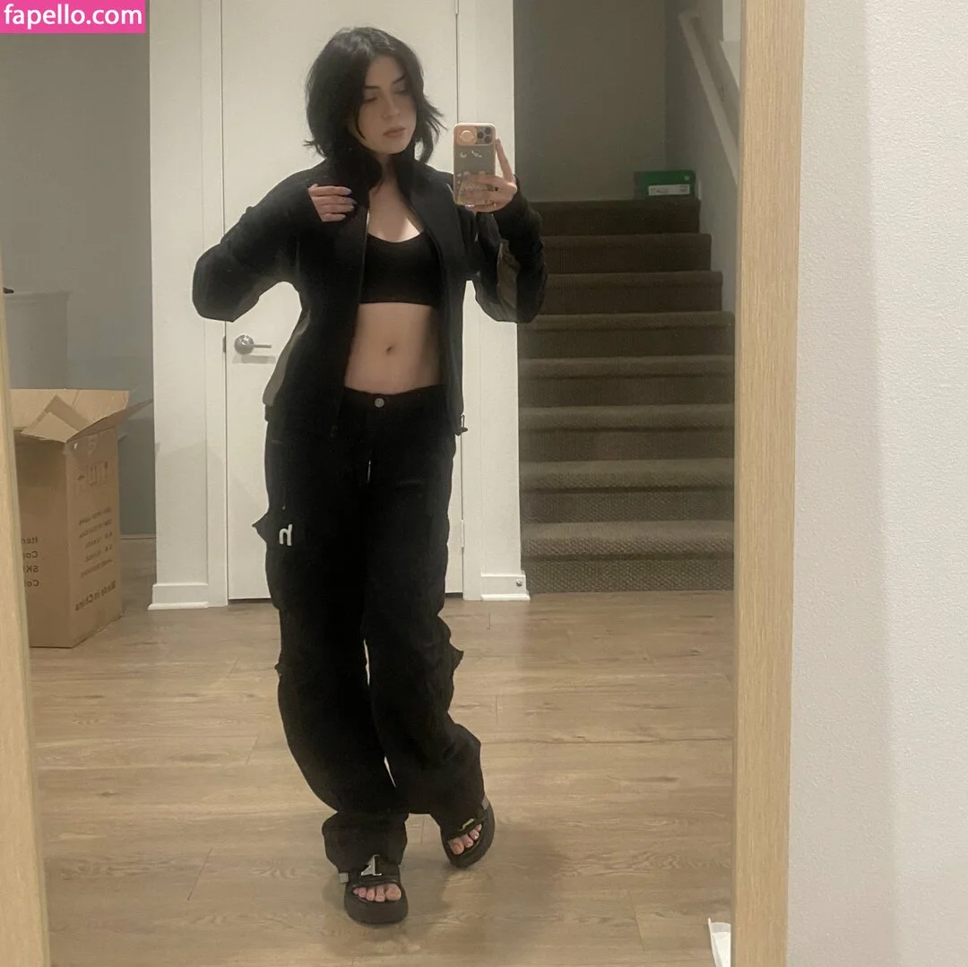 Coughsy Onlyfans Photo Gallery 