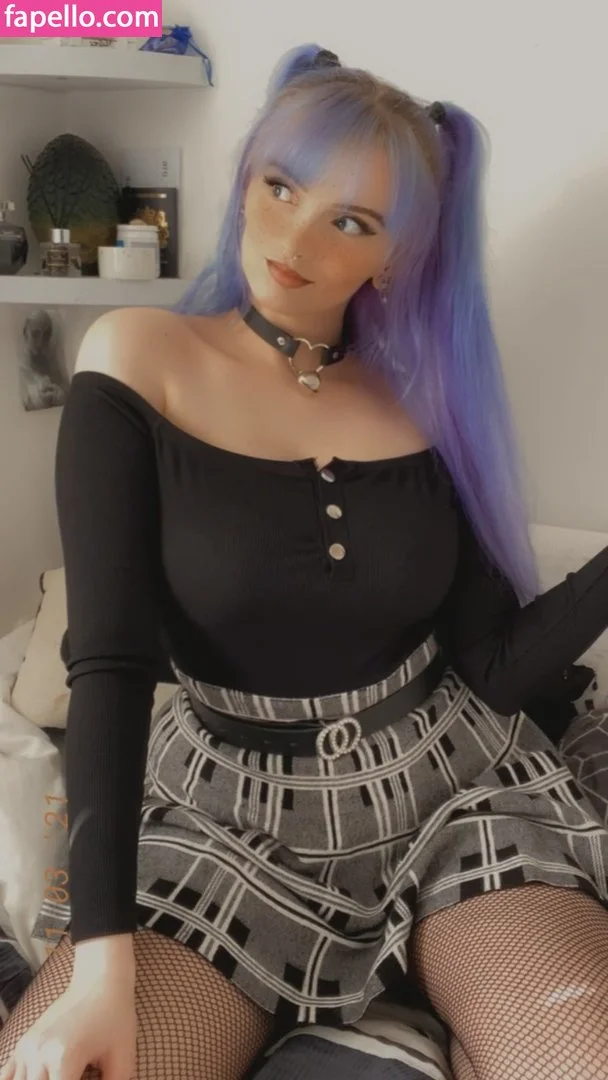 Somethingbee Onlyfans Photo Gallery 