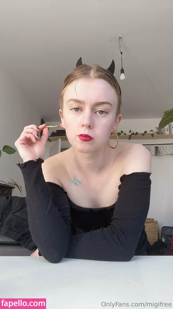 migifree Onlyfans Photo Gallery 