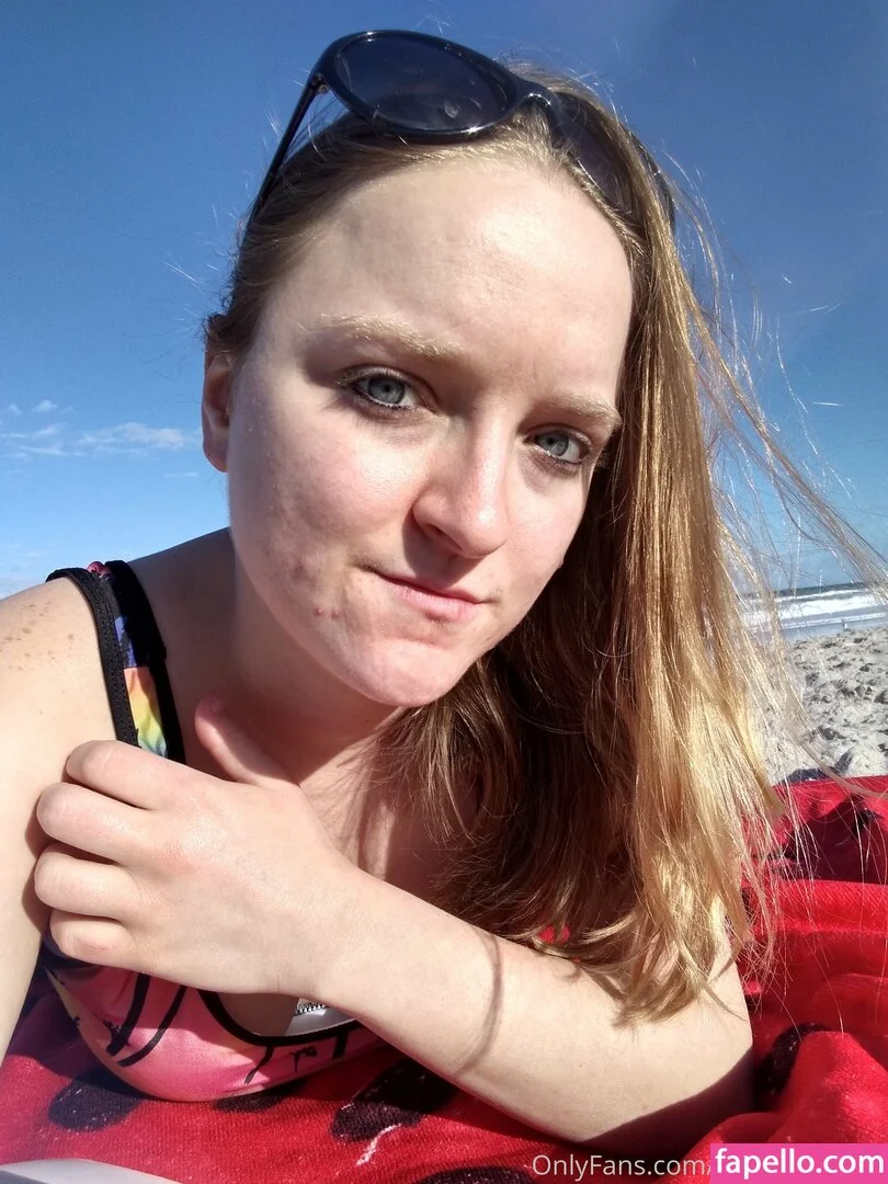 aprilrose1992 Onlyfans Photo Gallery 