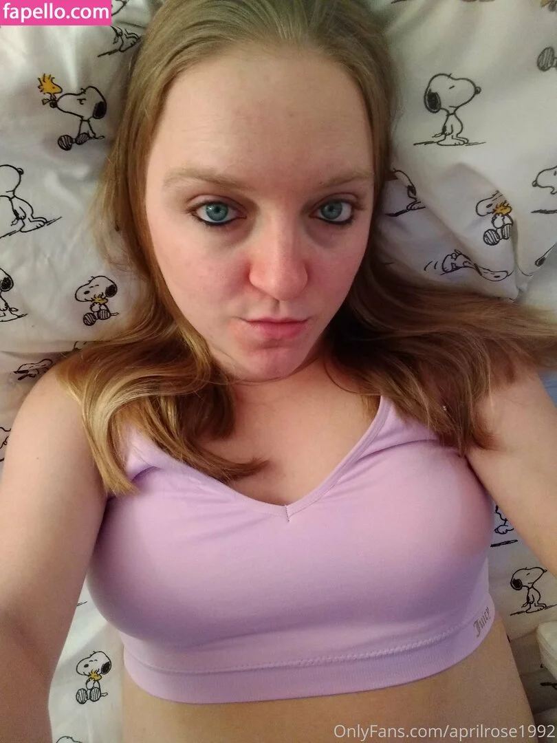 aprilrose1992 Onlyfans Photo Gallery 
