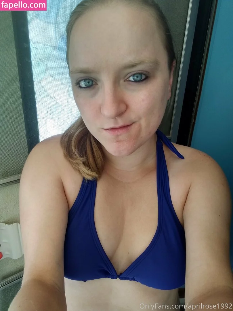 aprilrose1992 Onlyfans Photo Gallery 