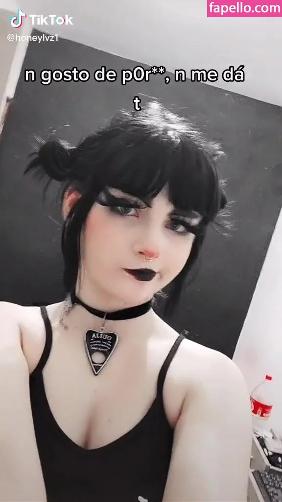 Honeylvz Onlyfans Photo Gallery 