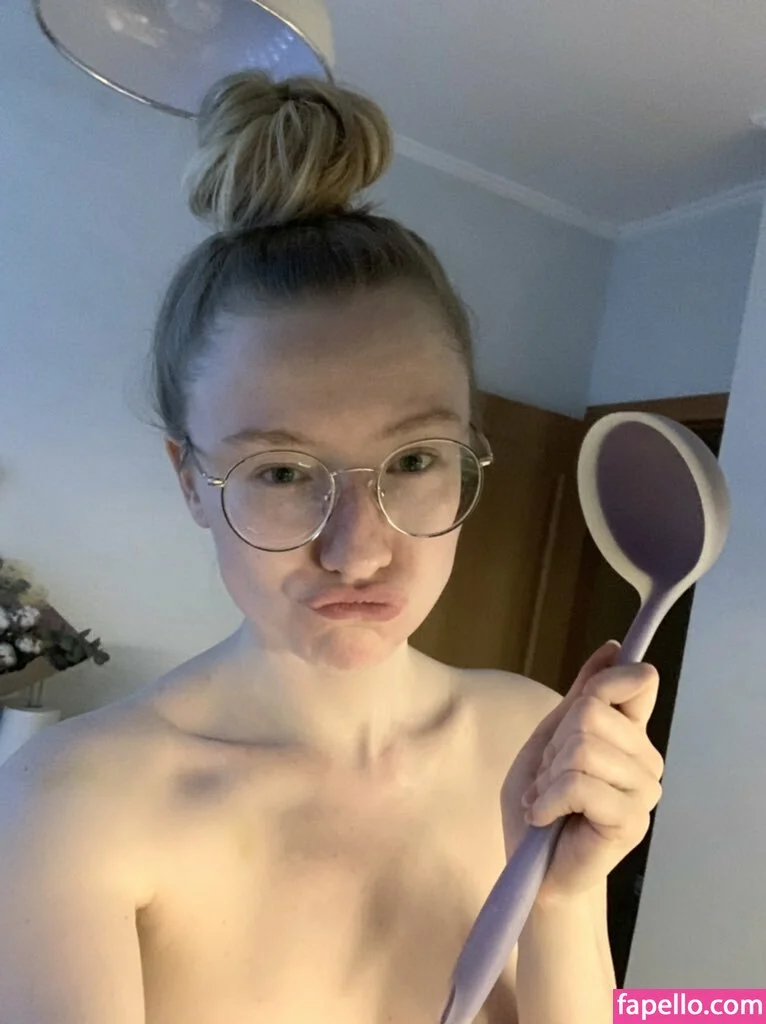 vzrosly_content Onlyfans Photo Gallery 