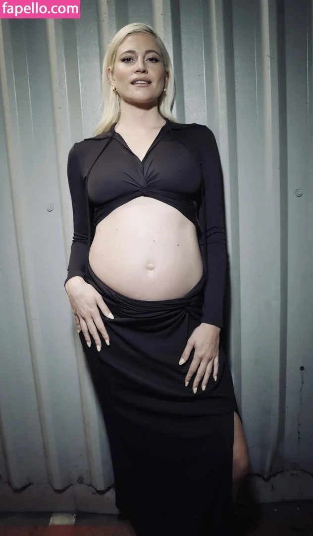 Pixie Lott Onlyfans Photo Gallery 