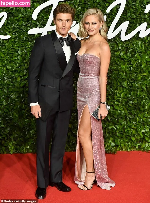 Pixie Lott Onlyfans Photo Gallery 