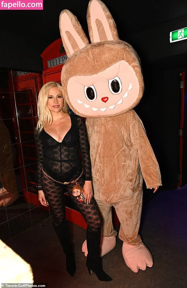 Pixie Lott Onlyfans Photo Gallery 