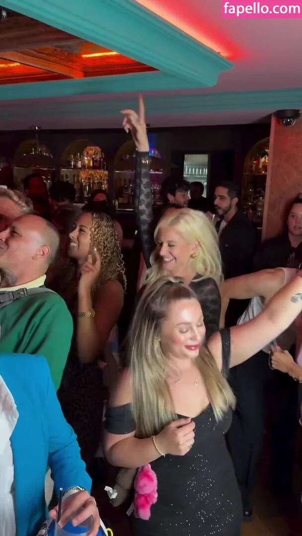 Pixie Lott Onlyfans Photo Gallery 