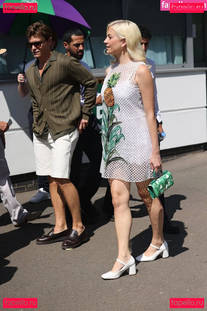 Pixie Lott Onlyfans Photo Gallery 