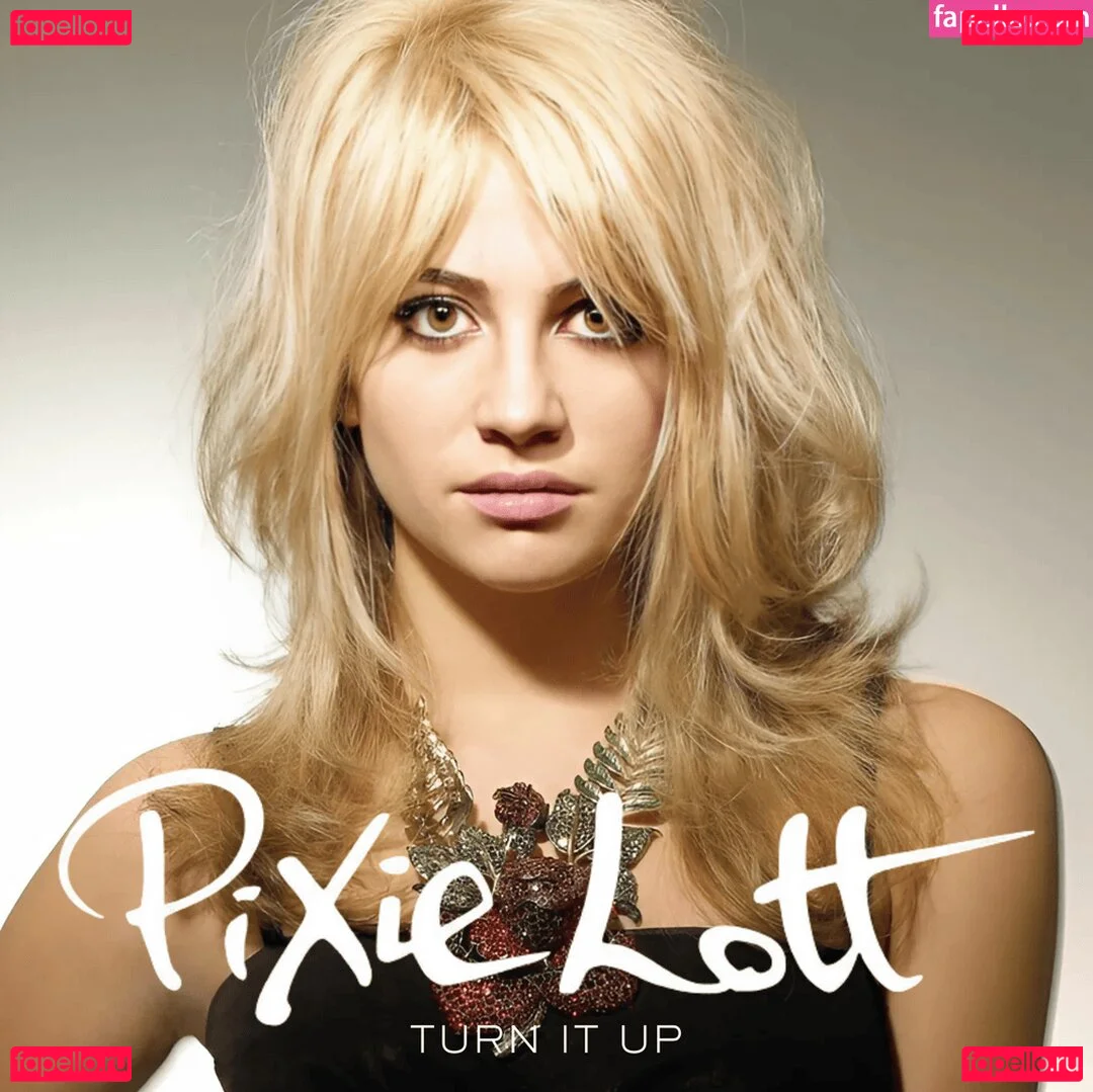 Pixie Lott Onlyfans Photo Gallery 