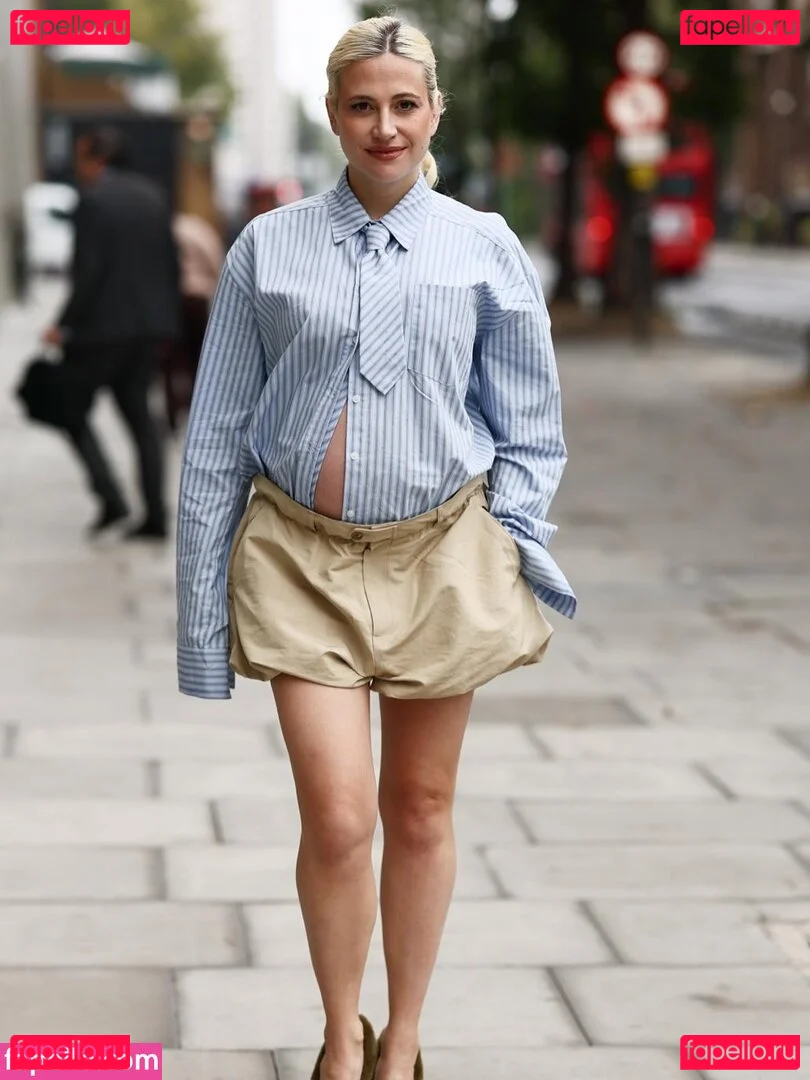 Pixie Lott Onlyfans Photo Gallery 