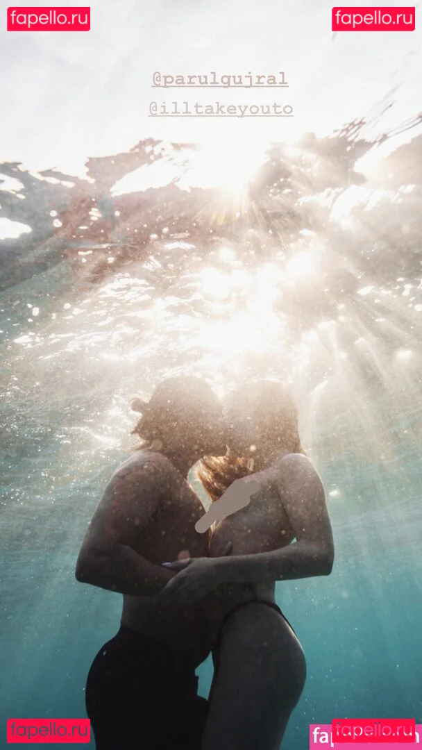 Sasha Spilberg Onlyfans Photo Gallery 