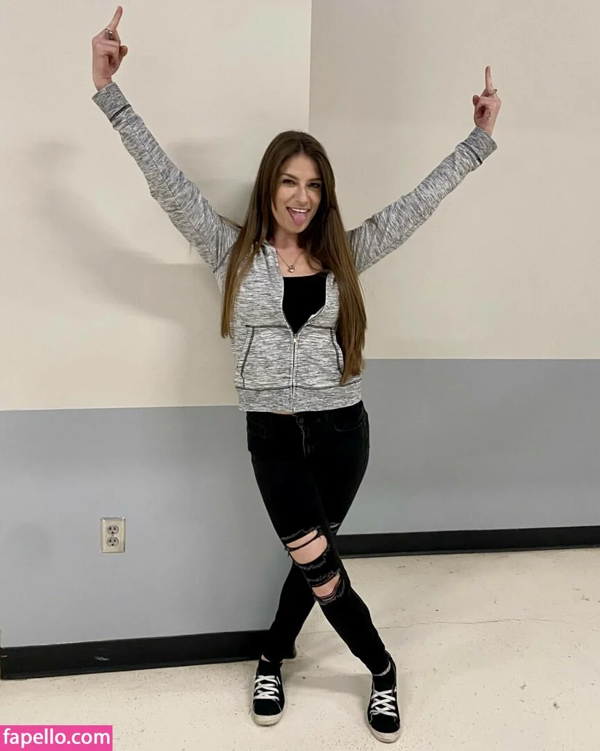 Dillion Carter Onlyfans Photo Gallery 