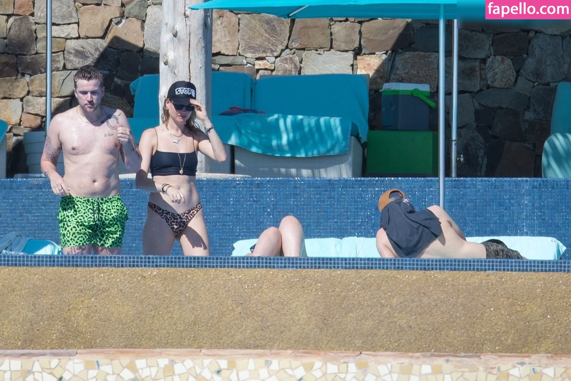 Behati Prinsloo Onlyfans Photo Gallery 