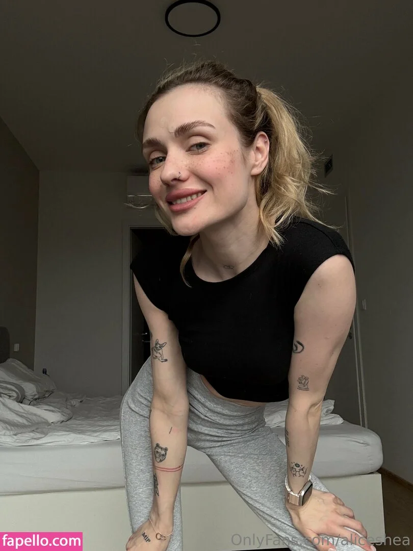 aliceshea Onlyfans Photo Gallery 