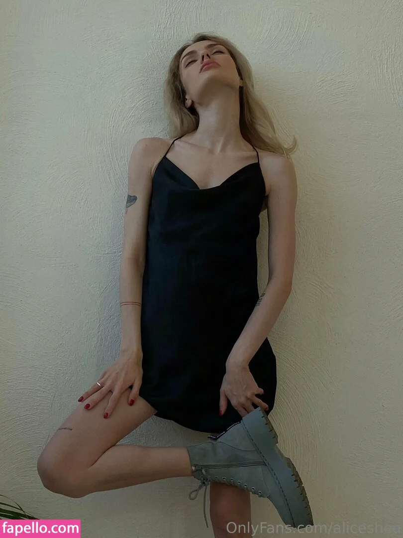 aliceshea Onlyfans Photo Gallery 