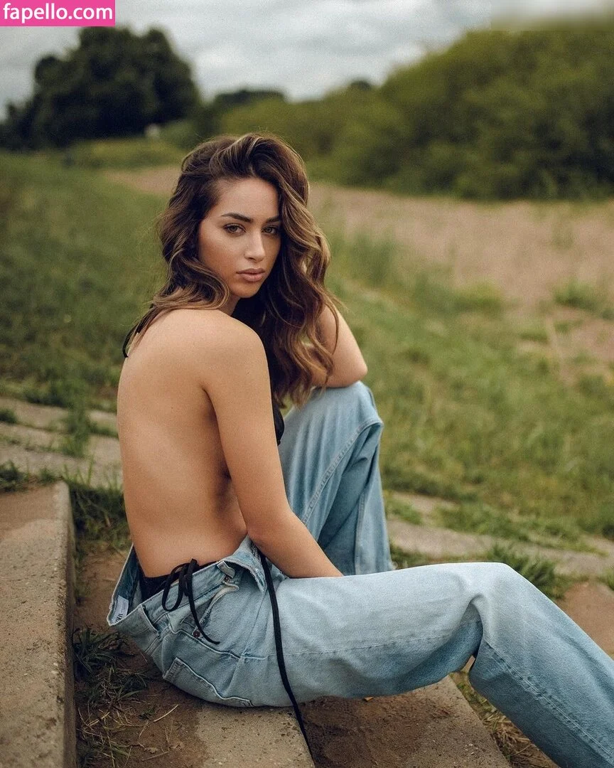 Gretathn Onlyfans Photo Gallery 