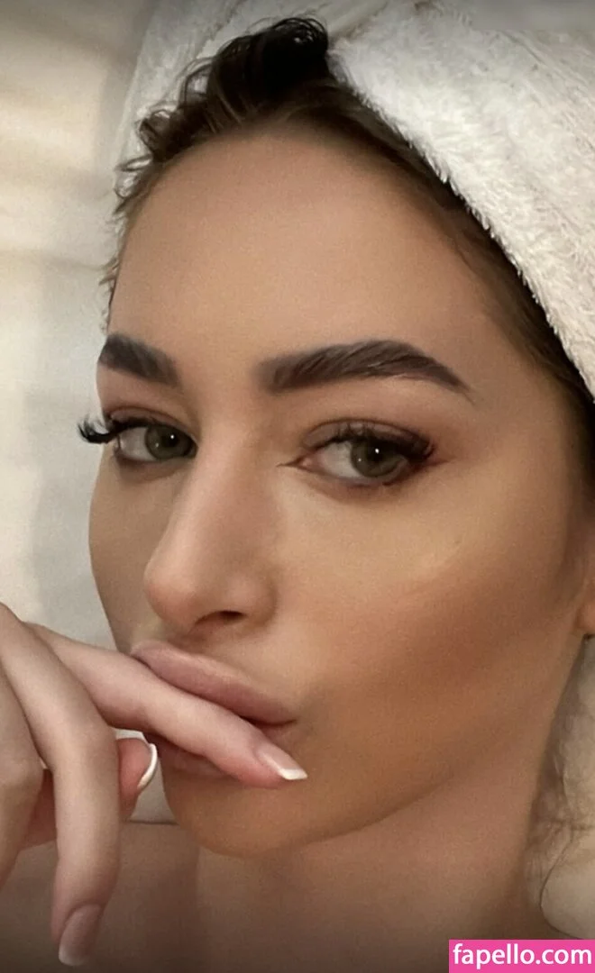 Gretathn Onlyfans Photo Gallery 