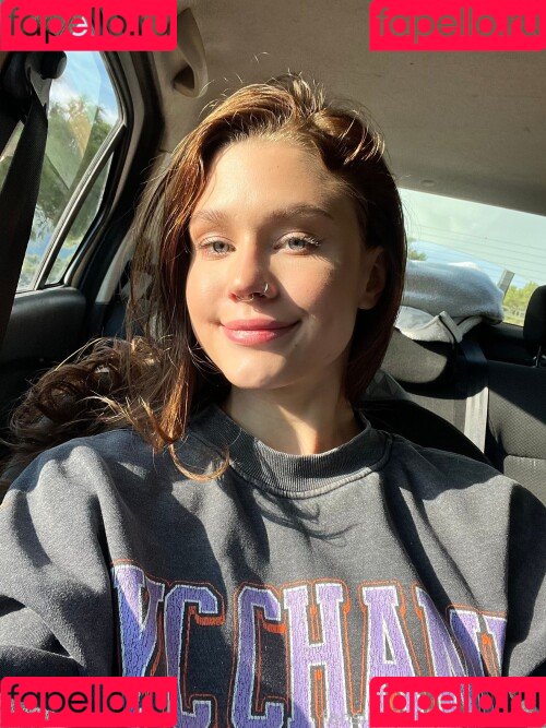 Sofia Simens Onlyfans Photo Gallery 