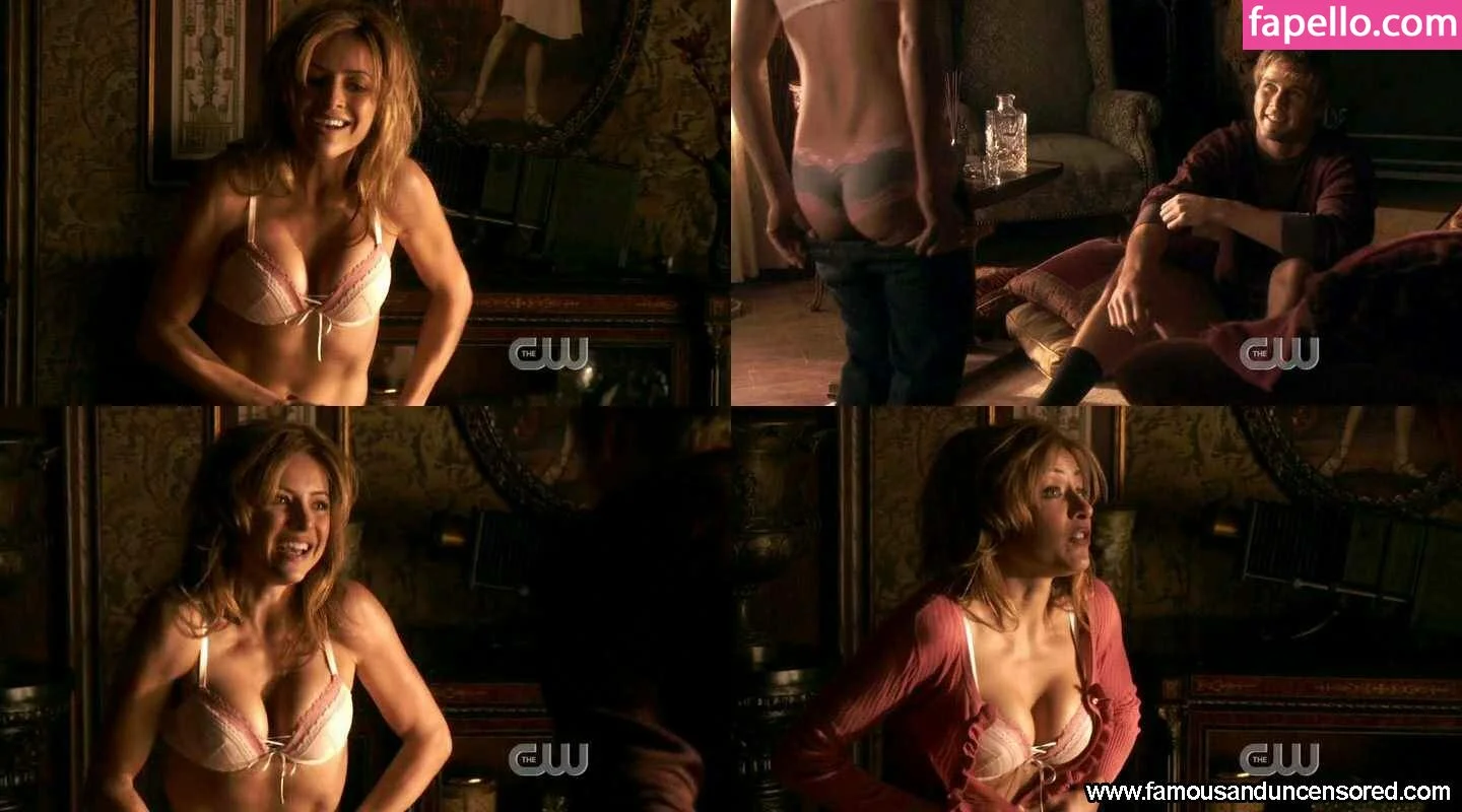 Christine Lakin Onlyfans Photo Gallery 