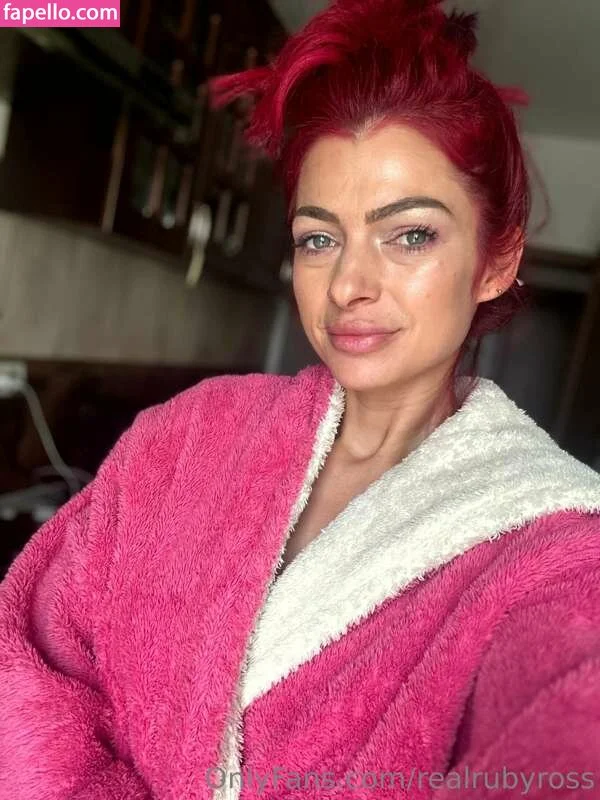 Fit Readhead Ruby Onlyfans Photo Gallery 