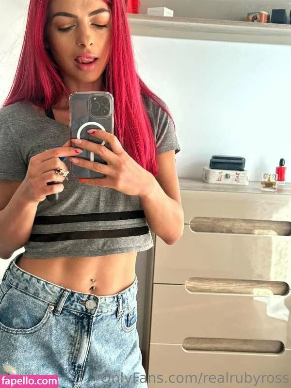 Fit Readhead Ruby Onlyfans Photo Gallery 