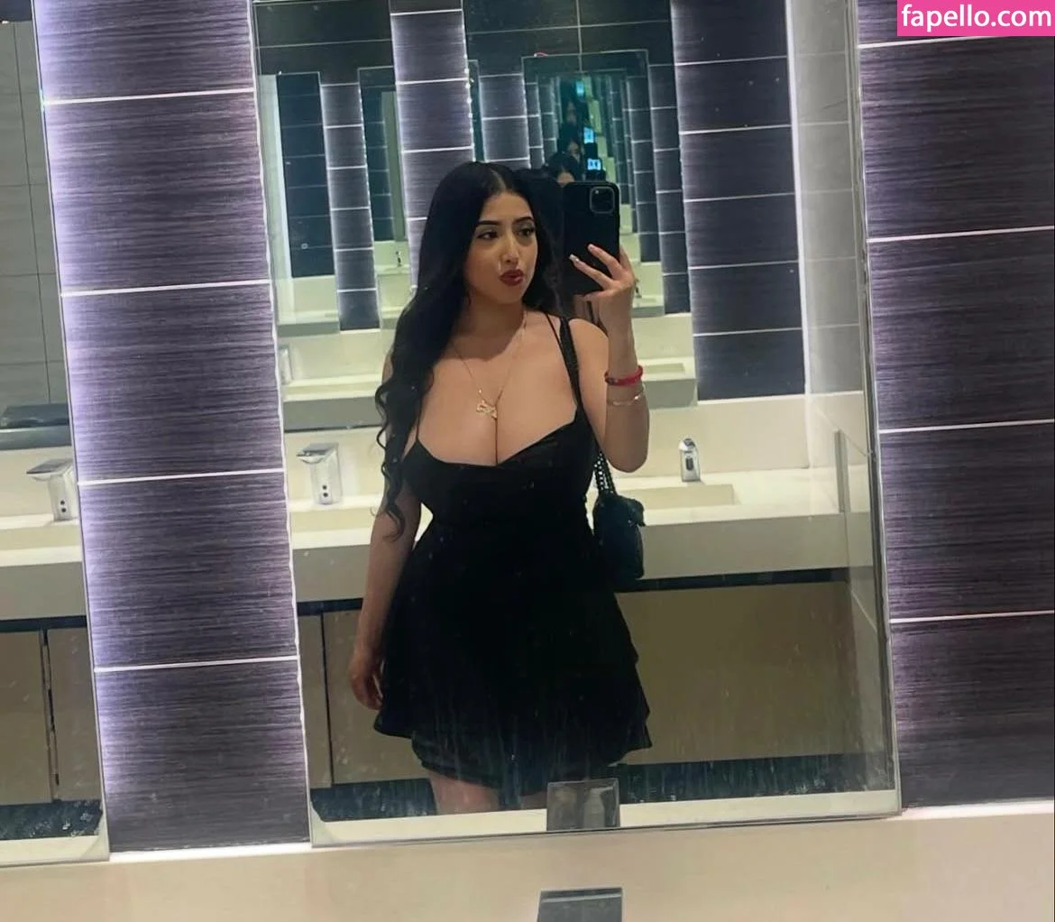 ashleyarambulaa Onlyfans Photo Gallery 