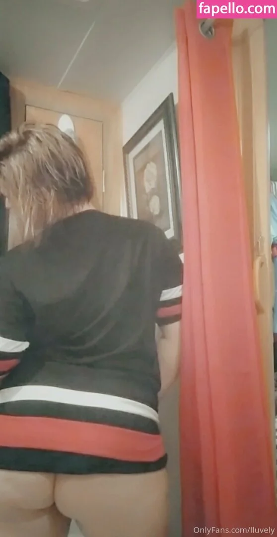 lluvely Onlyfans Photo Gallery 