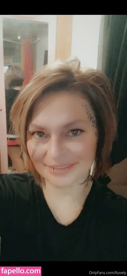 lluvely Onlyfans Photo Gallery 