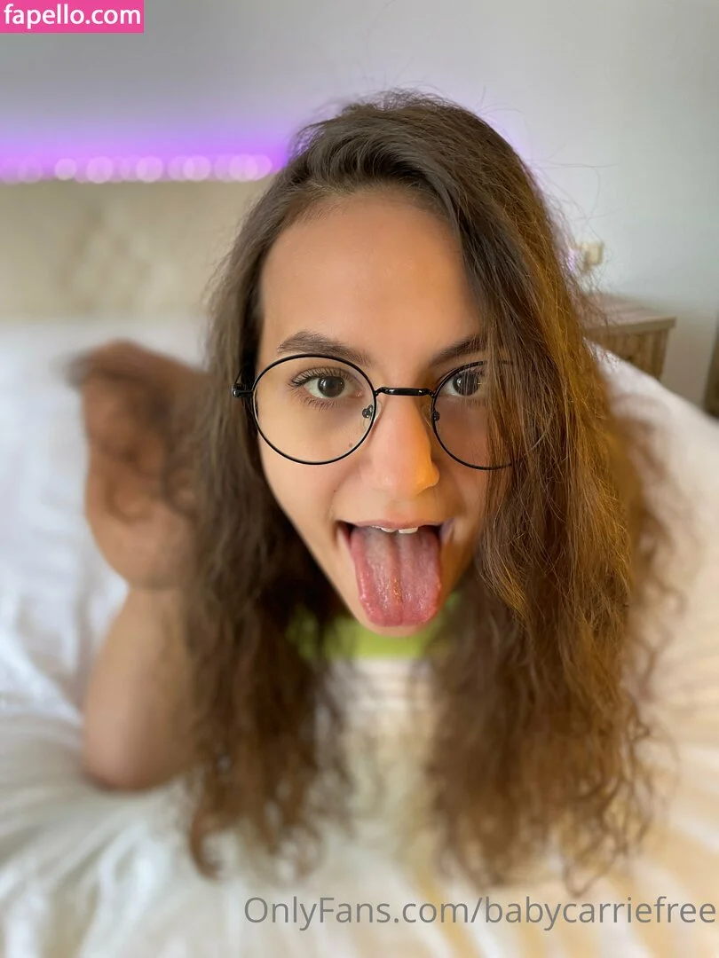 babycarriefree Onlyfans Photo Gallery 