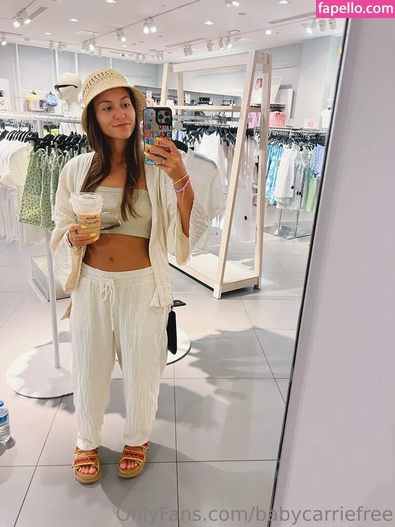 babycarriefree Onlyfans Photo Gallery 