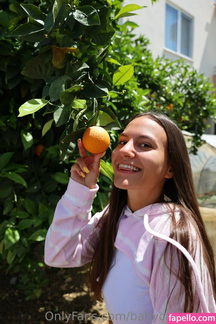 babycarriefree Onlyfans Photo Gallery 