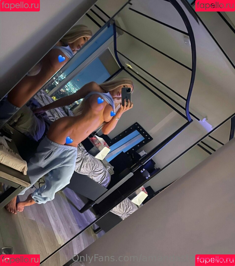 Amanda Stronegger Onlyfans Photo Gallery 