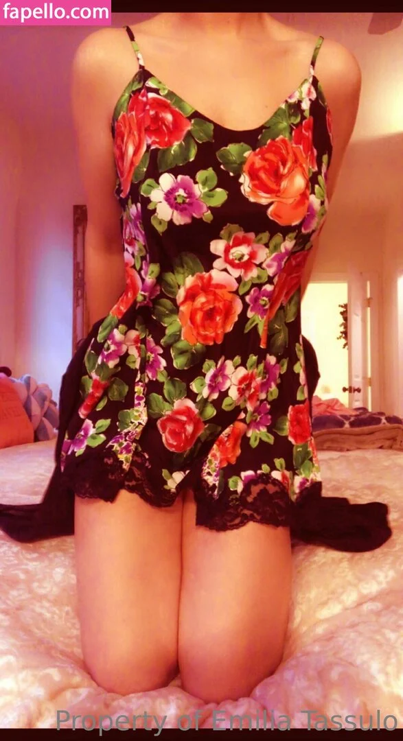 emiliatassulo Onlyfans Photo Gallery 
