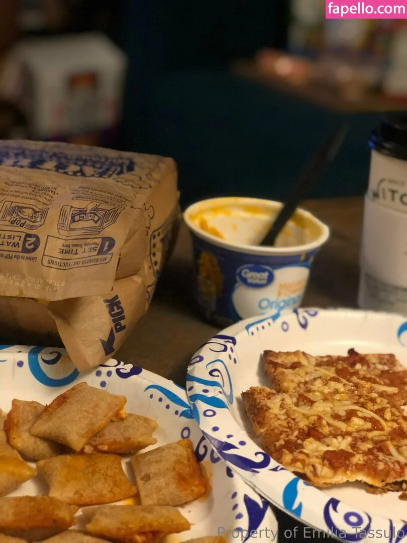 emiliatassulo Onlyfans Photo Gallery 