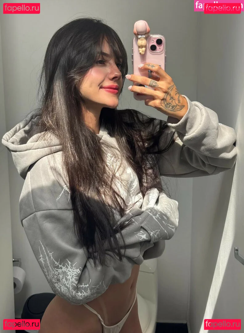 Sofiaatreides Onlyfans Photo Gallery 