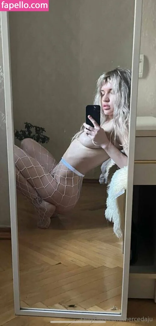 mercedaju Onlyfans Photo Gallery 