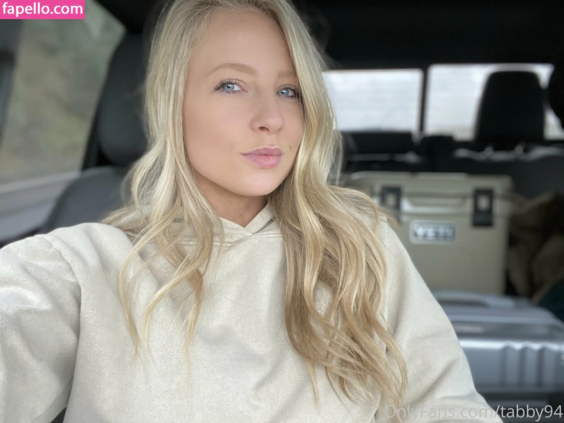 nat_ajj Onlyfans Photo Gallery 