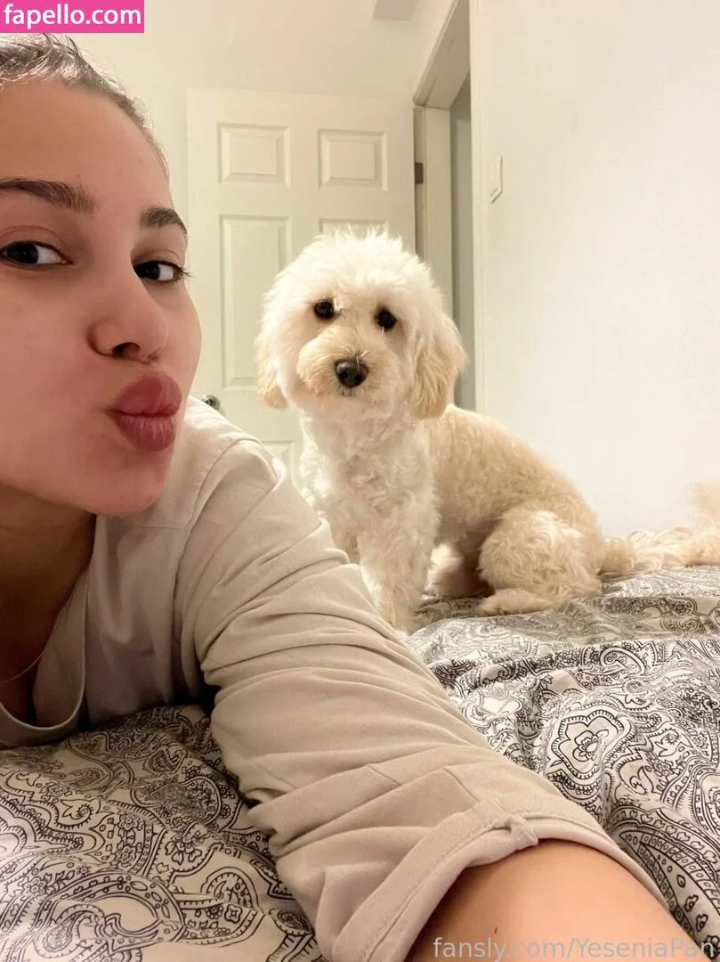 YeseniaPan Onlyfans Photo Gallery 