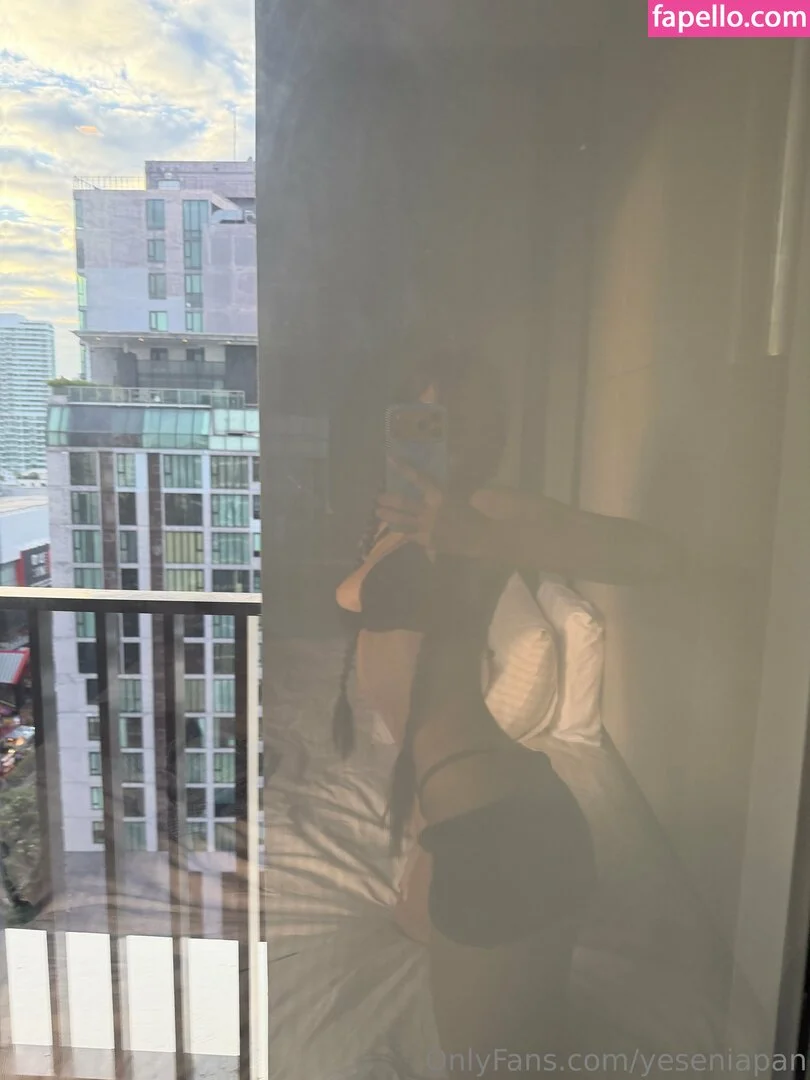 YeseniaPan Onlyfans Photo Gallery 