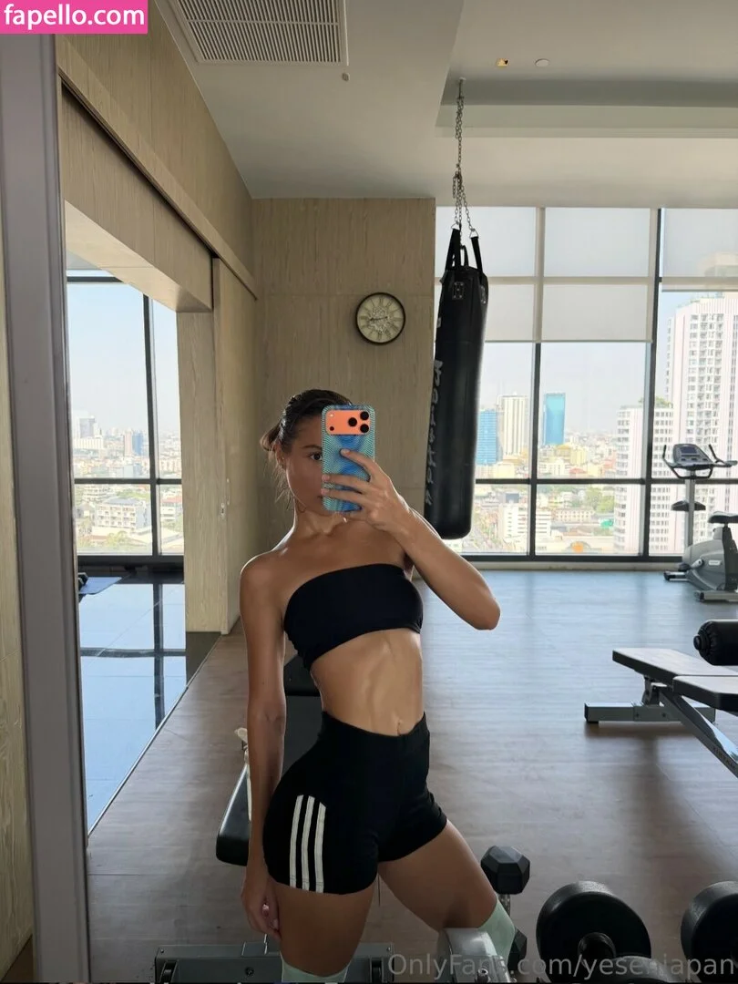 YeseniaPan Onlyfans Photo Gallery 