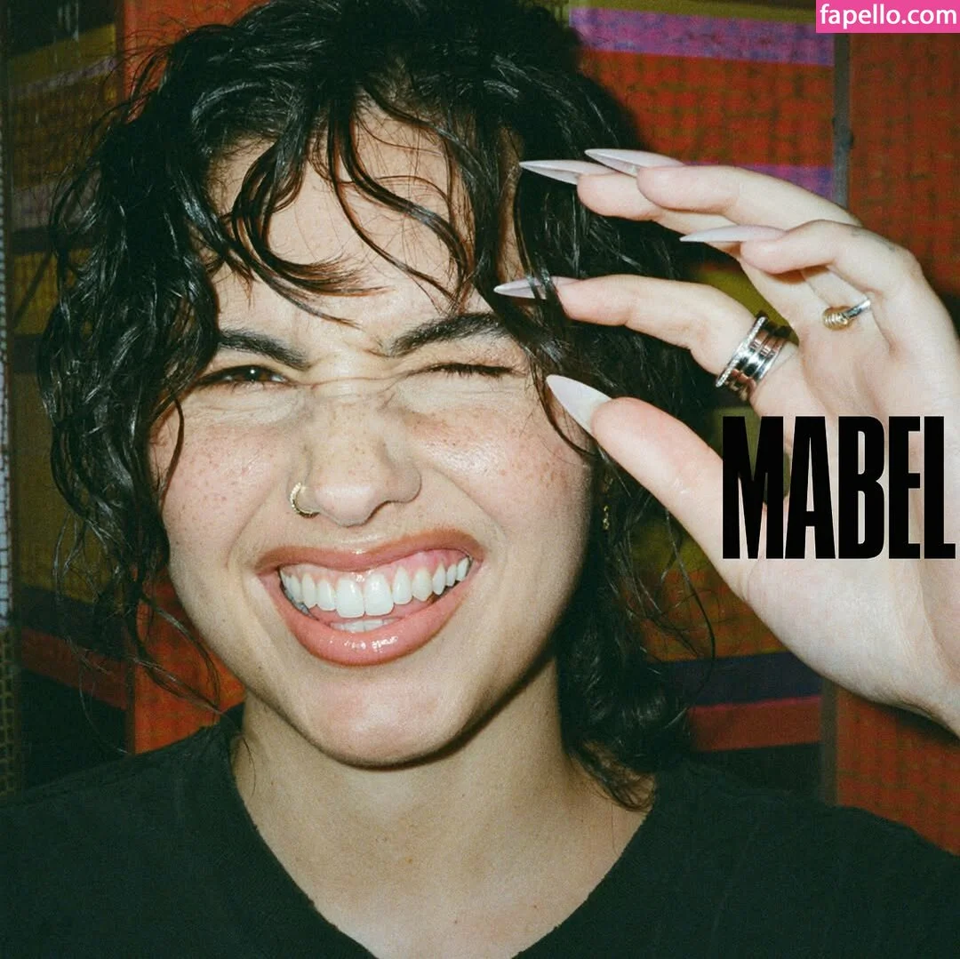 Mabel Onlyfans Photo Gallery 