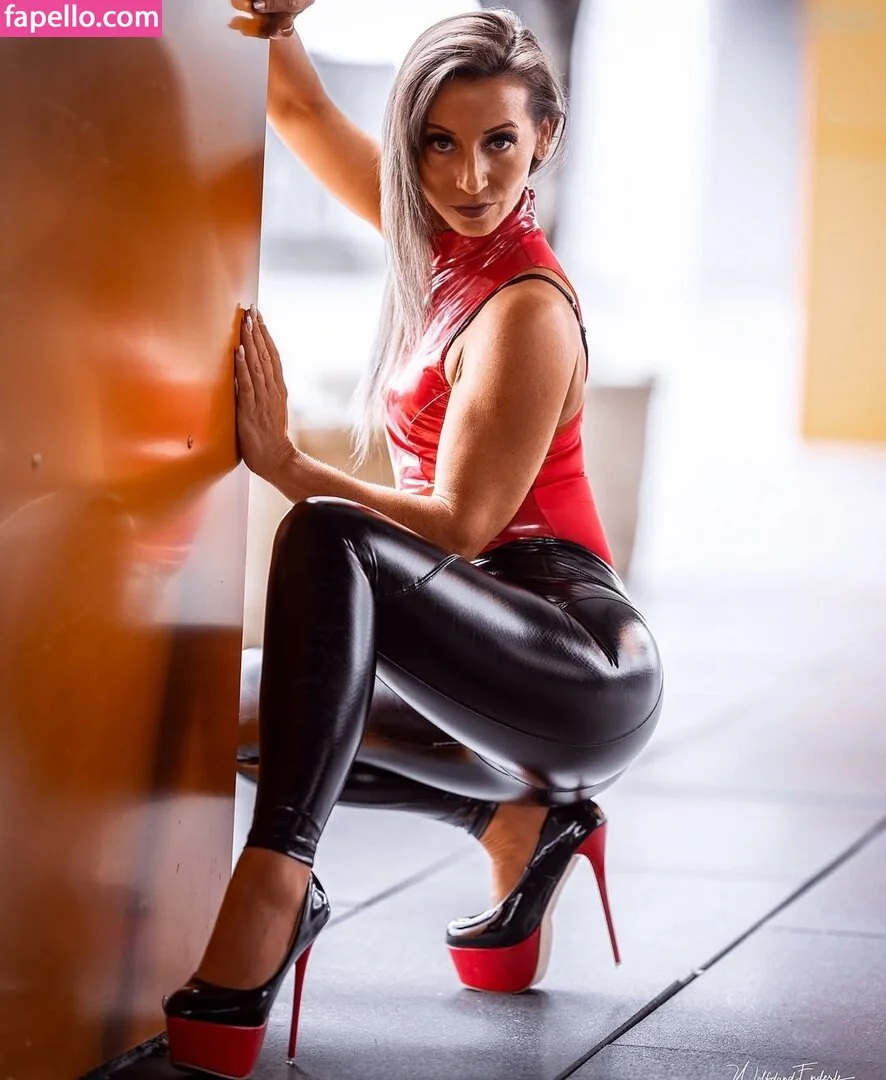 Susann1131 Onlyfans Photo Gallery 